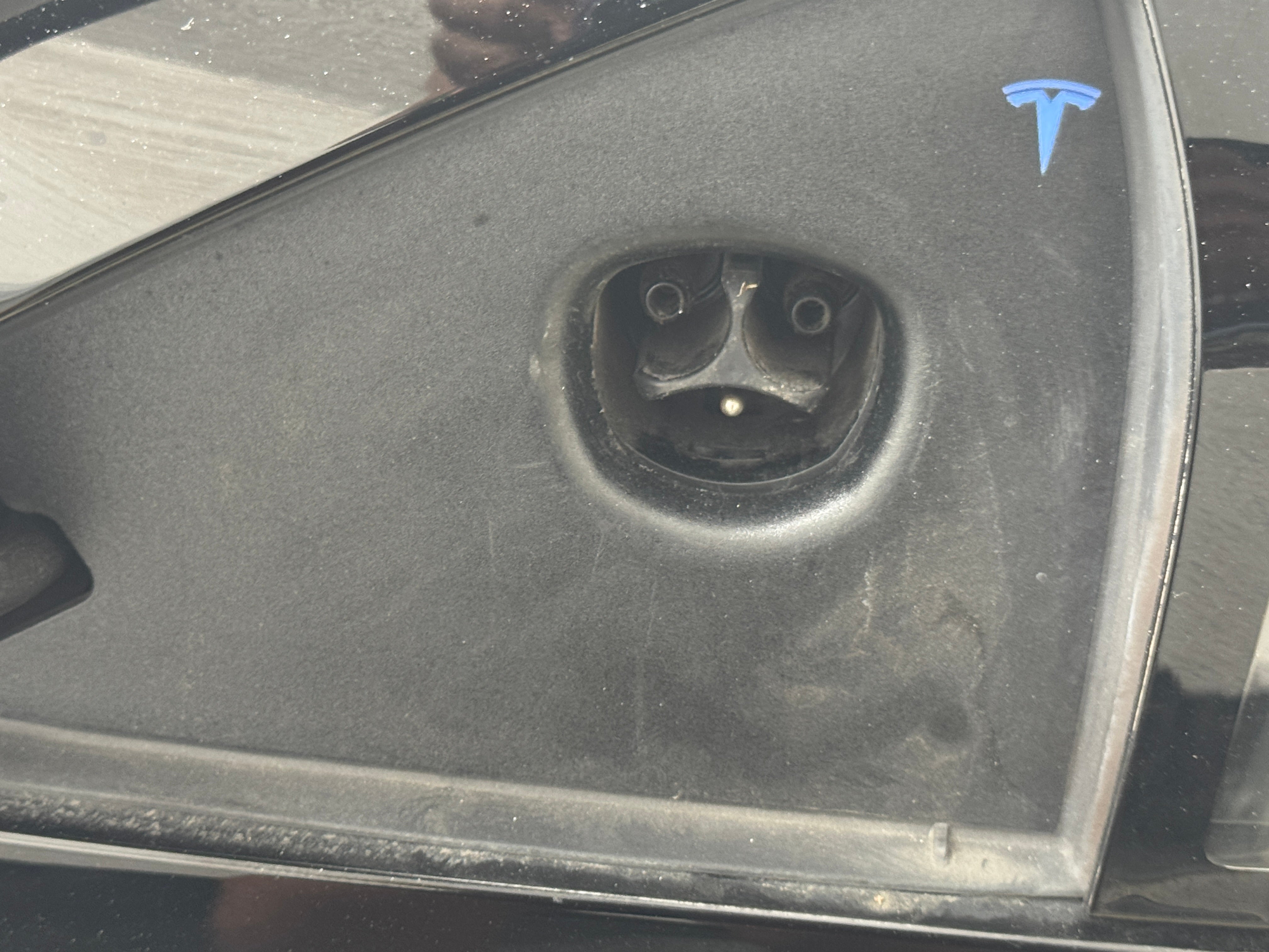 tesla model s 2023 5YJSA1E68PF498517 image tesla model s 2023 5YJSA1E68PF498517 image